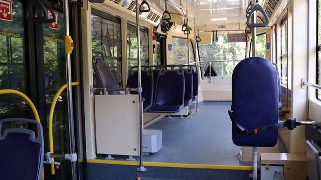 Обкатка нового трамвая на маршрутах Западного депо смотреть онлайн