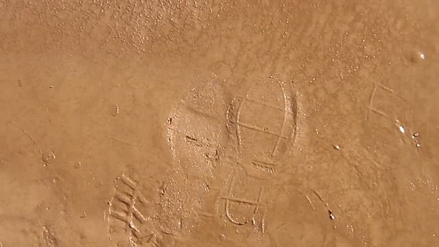 Arena movediza en El Colorado, provincia de Formosa, Argentina. смотреть онлайн