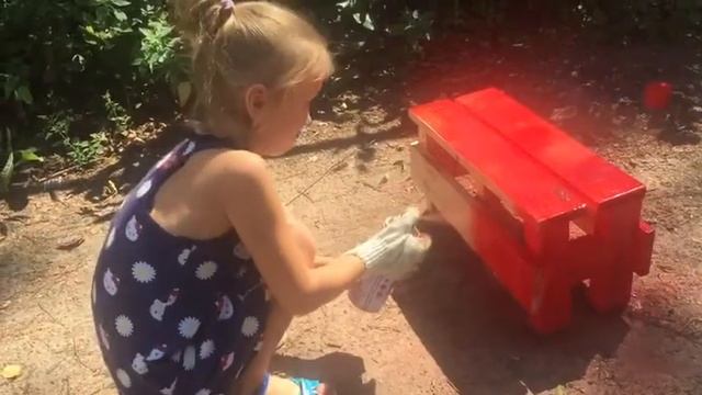 покраска табуретки смотреть онлайн