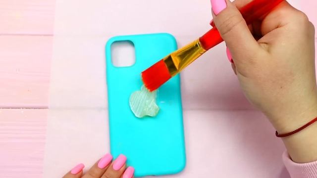 10 ЧЕХЛОВ на IPHONE 11 Pro за 24 ЧАСА ЧЕЛЛЕНДЖ / Чехлы для телефона 5-минутные идеи смотреть онлайн