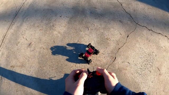 Jive Dancing RC Car Review - It really does dance! Roller Wheels for Full Lateral Movement смотреть онлайн