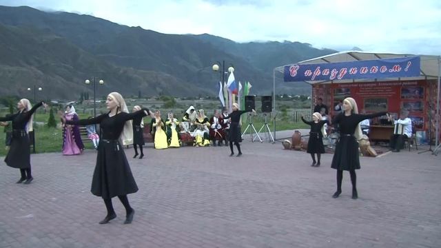 Школа искусств им А Джалиловой ГРУЗИНСКИЙ ТАНЕЦ смотреть онлайн