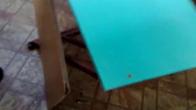 Миклаш ломает парту прикол в школе смотреть онлайн
