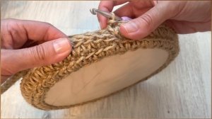 Кашпо для цветочного горшка из джута и каната крючком