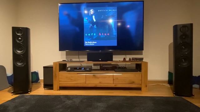 Wharfedale evo 4.4 and Arcam SA20 смотреть онлайн
