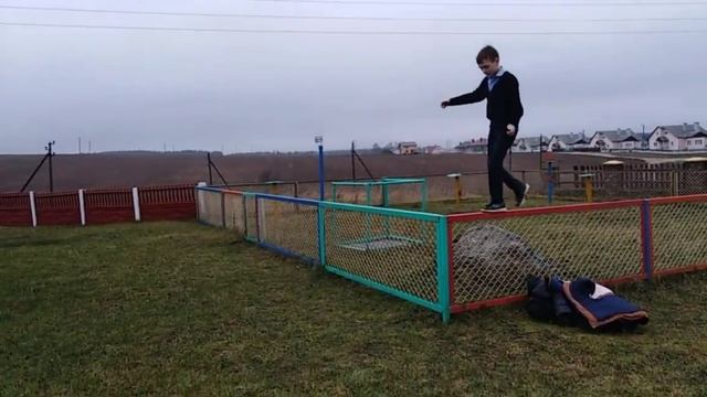 Просто крутил сальто, и... Решил сделать Webster...