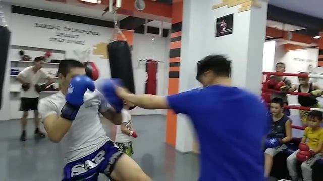 Неповторимый УДАР | Бокс, Кикбокс, Фитнес, Массаж | EREM спорт смотреть онлайн