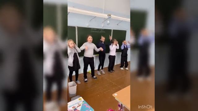 Песня «Ягода-малинка» в исполнении учеников 2 и 3 класса смотреть онлайн