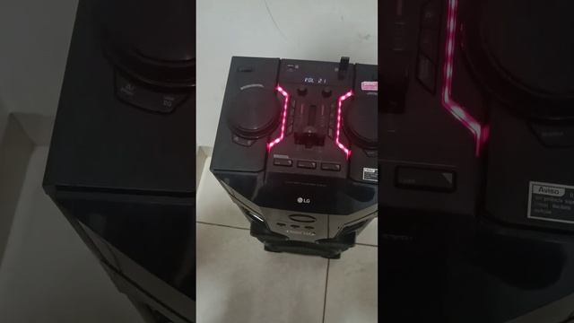 caixa de som torre LG om5560 смотреть онлайн