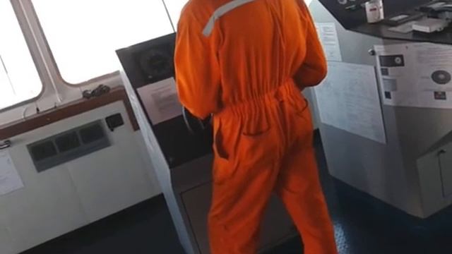 Высадка лоцмана перед выходом из Техаса смотреть онлайн