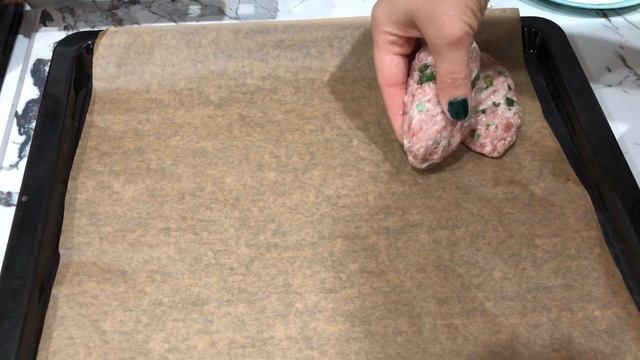 Рецепт дала мама❤️ Сочный ЛЮЛЯ КЕБАБ в духовке. 15 минут и ужин готов. смотреть онлайн