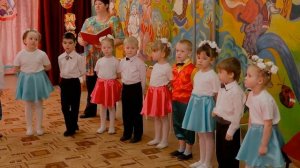 Песня: "Есть мама у котенка"