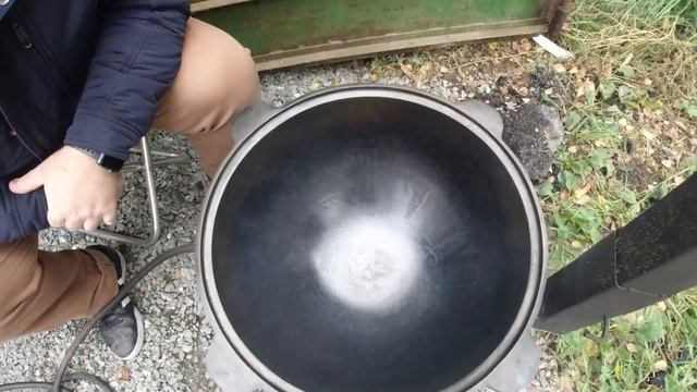 Плита Умница ПГЧ-1Р 9 месяцев использования / Прокаливание чугунного казана смотреть онлайн