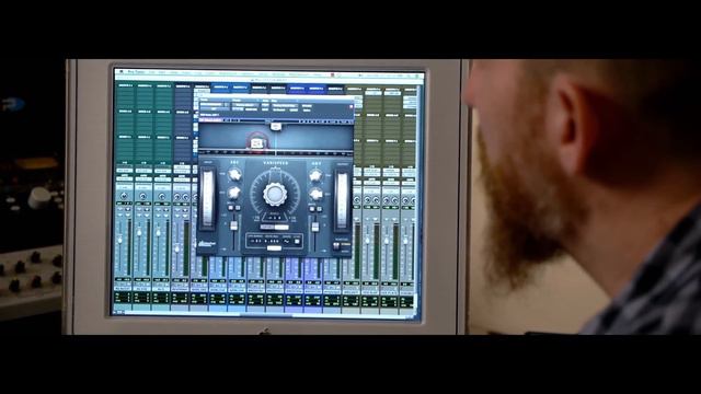 Butch Vig And Billy Bush On Waves/Abbey Road Reel ADT