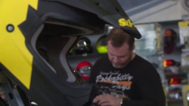 МАЛЫЙ БИЗНЕС КАНТРИ СПОРТ смотреть онлайн