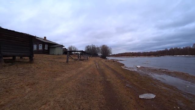 Новости с реки 23.04.21 Лёд гниёт на берегу. смотреть онлайн