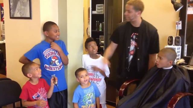Barbershop quartet "Lovin the Crew" Cover смотреть онлайн
