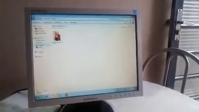 Monitor Samsung 15" LS15HAAKS XAZ смотреть онлайн