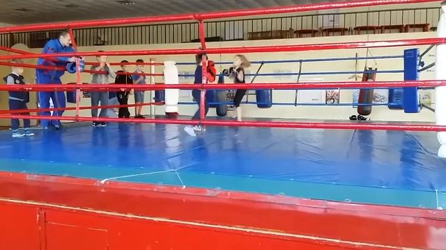 Самый первый выход на ринг. смотреть онлайн