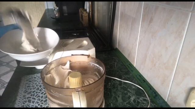 Восхитительный десерт- домашнее мороженое . Вкусно и полезно на раз-два. смотреть онлайн