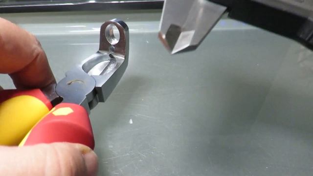KNIPEX Vs WIHA : Professional Electrician Tool