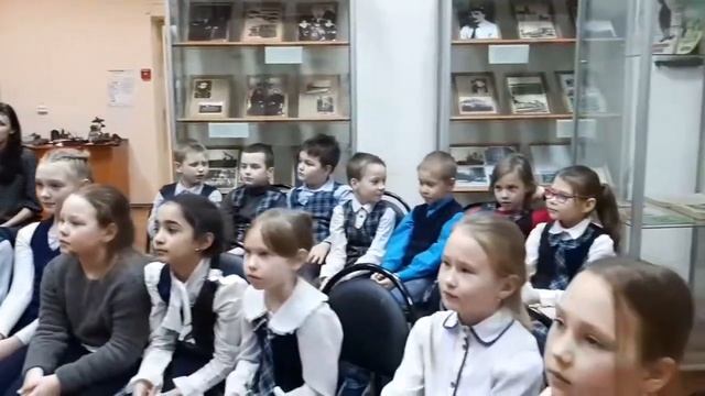 2Б класс, школа N18, В.Новгород. Детский писатель Орехов Сергей. Канал 