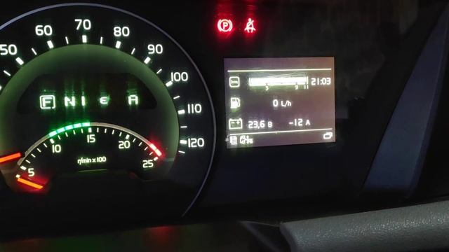 VOLVO! Сброс ошибки АКБ. смотреть онлайн