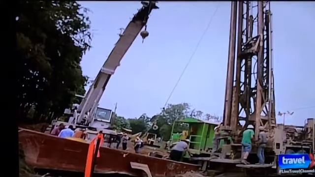 Funny Mistake on Mysteries at the Museum смотреть онлайн