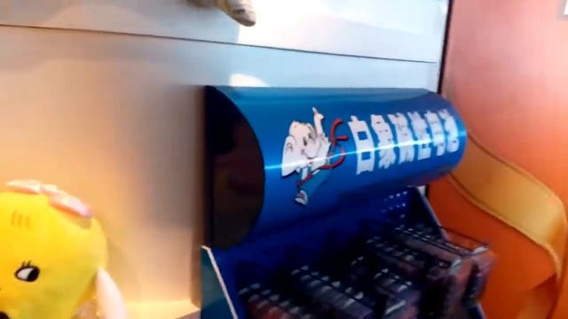 Сувенирный магазин (смотровая площадка башни Shanghai Tower) смотреть онлайн