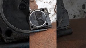 Замена головки  Т-40 причина появления масла  между головкой и цилиндром