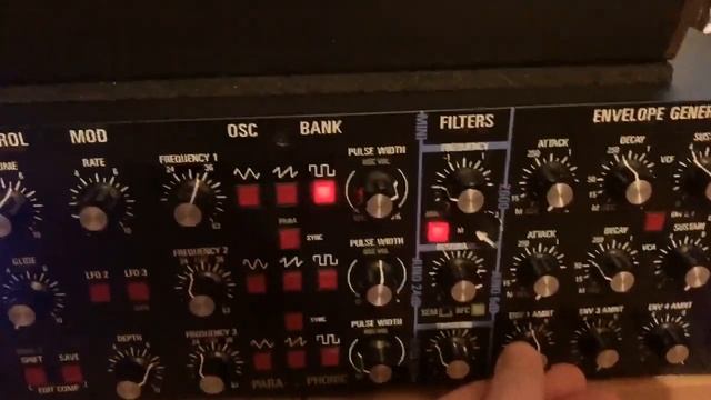 Sound-Sketch: Studio Electronics SE-3X vs. Moog DFAM ?⚡️ смотреть онлайн