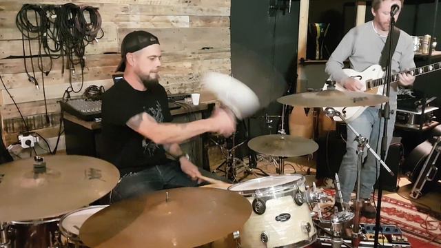 Jimmy Shakers - Messin' with the kid by Junior Wells смотреть онлайн