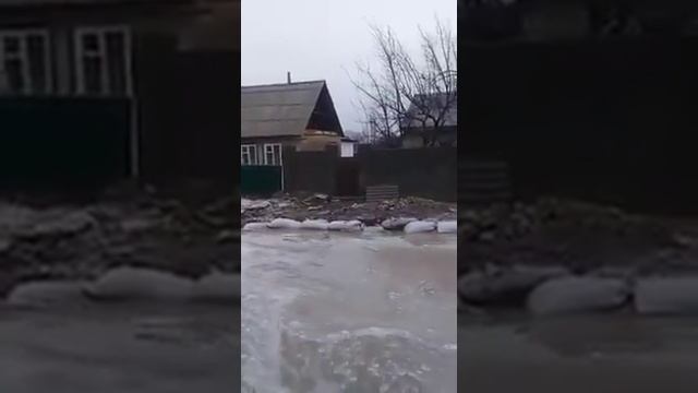 Улицы села Воронцовка превратились в бурные реки смотреть онлайн