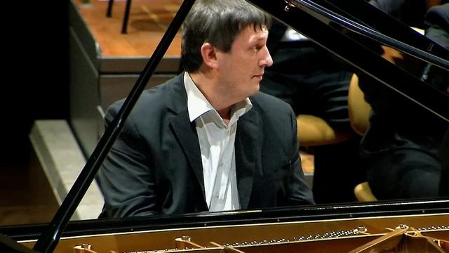Boris Berezovsky Plays Medtner - Piano Concerto No. 2 (Moscow, 2007)
