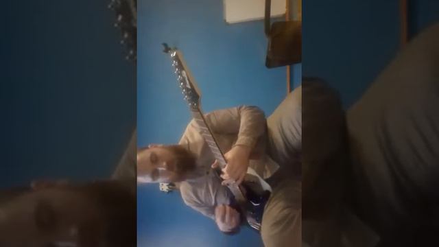 Залип за китайским Ibanez смотреть онлайн