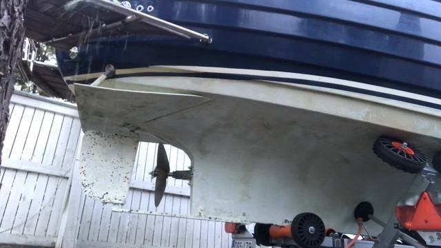 Volvo Penta D1-30 first start after winter using a flush adapter смотреть онлайн