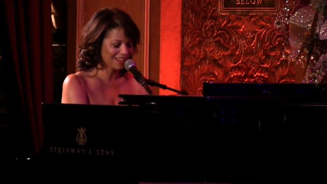 Gloria Reuben смотреть онлайн