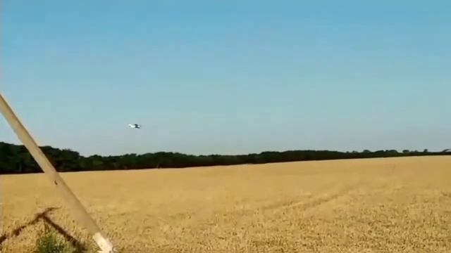 Обычное дело, обработка полей с самолëта Ан-2 или как его ещë называют *КУКУРУЗНИК* смотреть онлайн