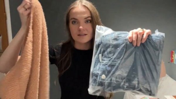 JEAN HAUL!! Old Navy High-Waisted Wow Flare Jeans Try-on / First Impressions, Honest Review!