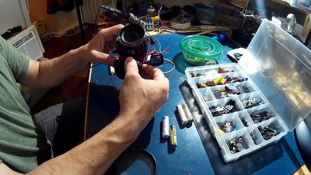 Nikon Coolpix L820 External Power Supply