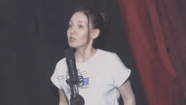 Сентябрь (Очарованные) Ирина Аверина вокал. Музыка,гитара Андрей Быков,стихи Светлана Астапчик. смотреть онлайн