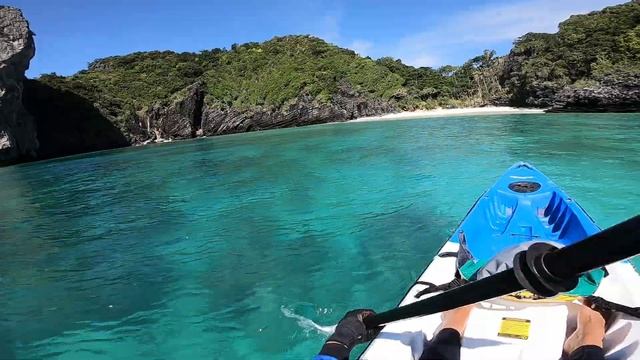 Nui Bay , Phi Phi island смотреть онлайн
