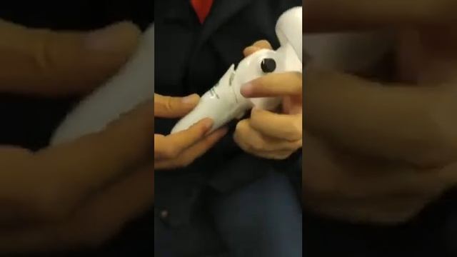 Pico Neo 3 - How to open the controllers for the Pico Neo 3 - Early engineering sample смотреть онлайн