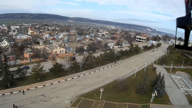 Квадрокоптер с Full HD камерой на борту. Бахчисарай. Новый год 2014. Центр города. смотреть онлайн