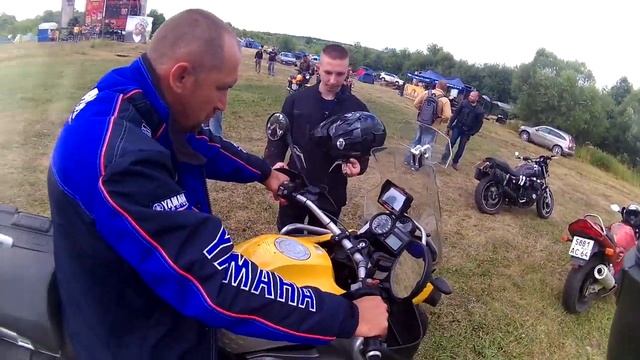 Поездка в Петровск на Yamaha XTZ 750 Super Tenere. Петровская Мото Слобода 2018 (перезалив) смотреть онлайн