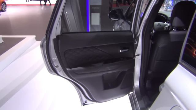 Mitsubishi Outlander PHEV Diamond S Edition (2019) Exterior and Interior смотреть онлайн
