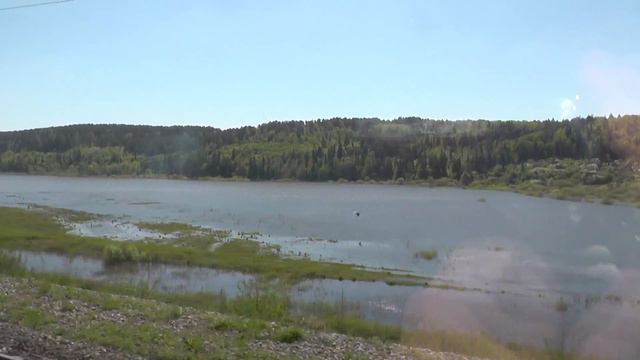 Железнодорожный мост через реку Кама и последствия весеннего паводка смотреть онлайн