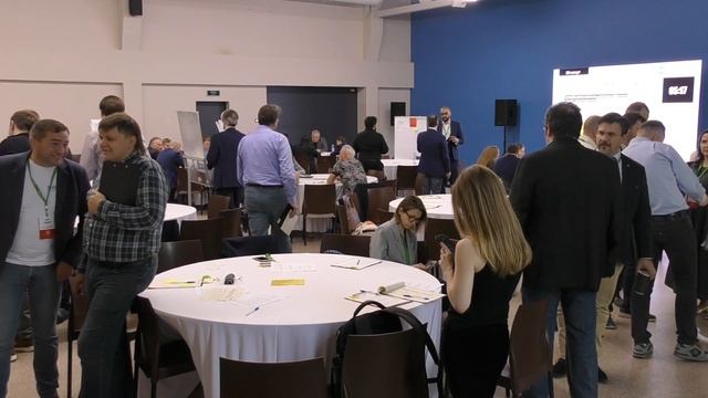 Секция № 7 «Таланты в IT: Купить нельзя вырастить!» смотреть онлайн