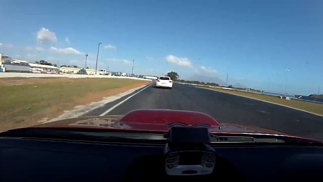 Subaru Forester XT vs VW Scirocco R // Subaru Forester Vs The World смотреть онлайн