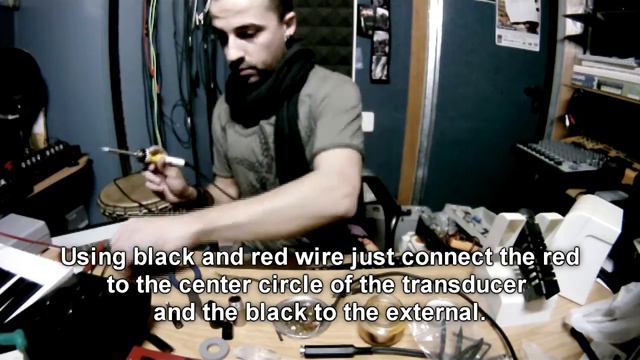 Piezo electric transducer as a contact microphone смотреть онлайн